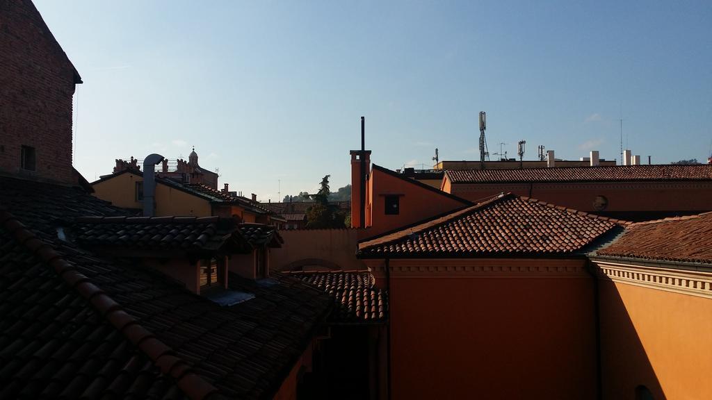 Mansarda Santa Margherita Daire Bolonya Oda fotoğraf